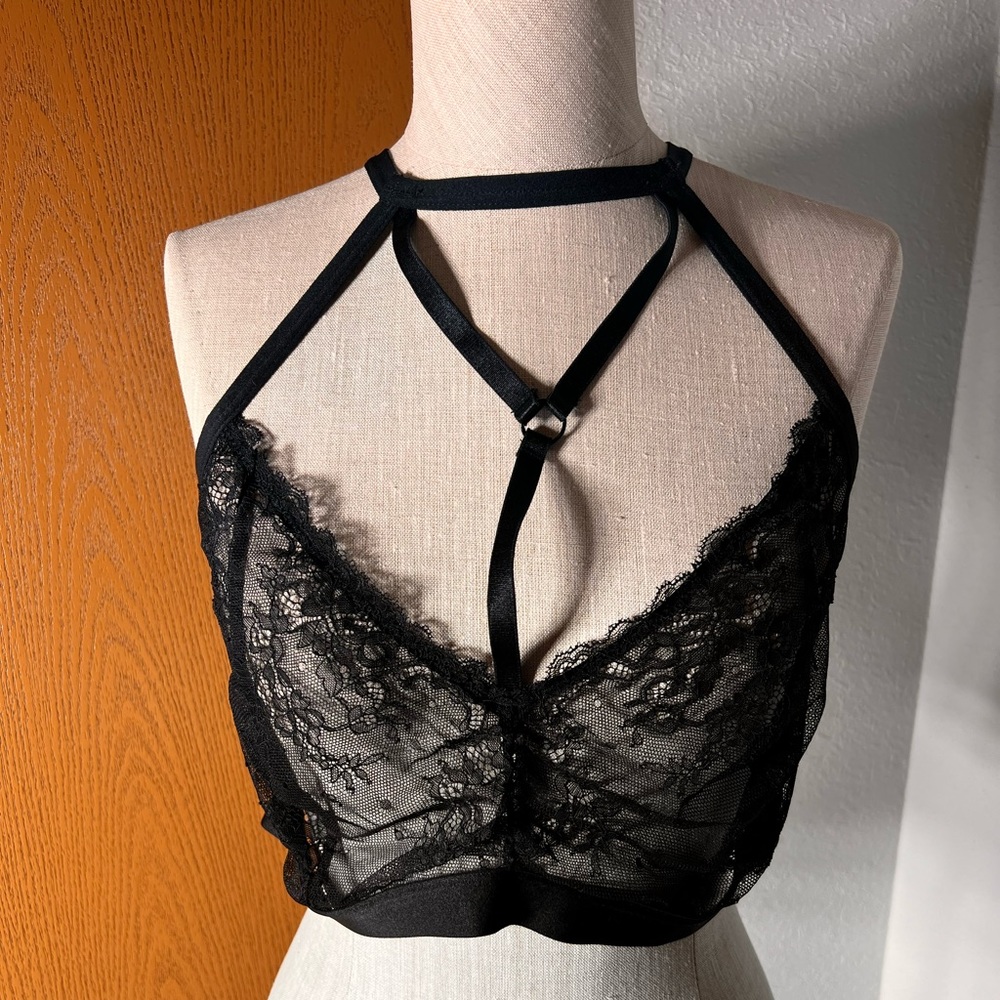 Torrid size 2 .🌺🍀🌺 - Picture 3 of 6